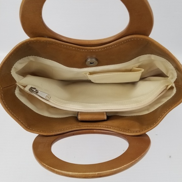 Relic Boho Floral Embroidered Handbag with Wooden Handles - Picture 5 of 6